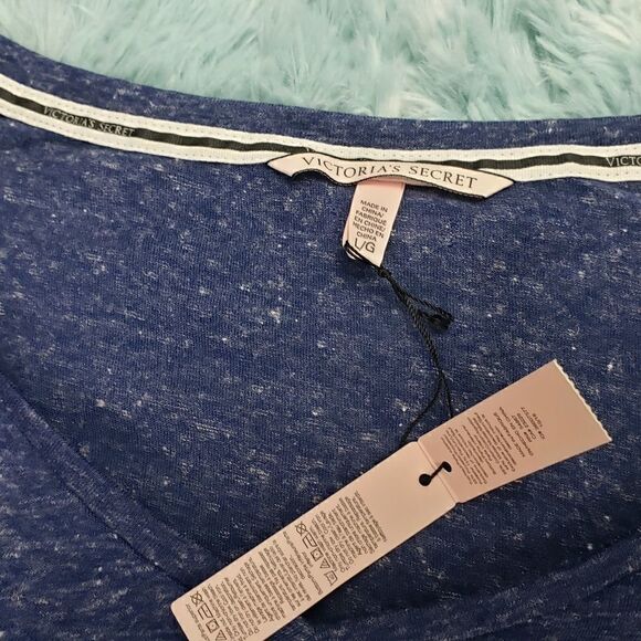 Victoria's Secret Pajama White & Blue Sleep Shirt - Picture 6 of 6